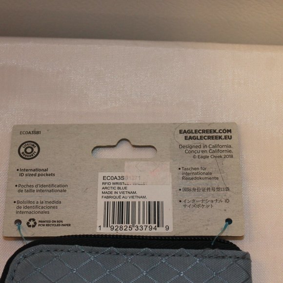 Eagle Creek RFID Wallet, NWT - Picture 2 of 4